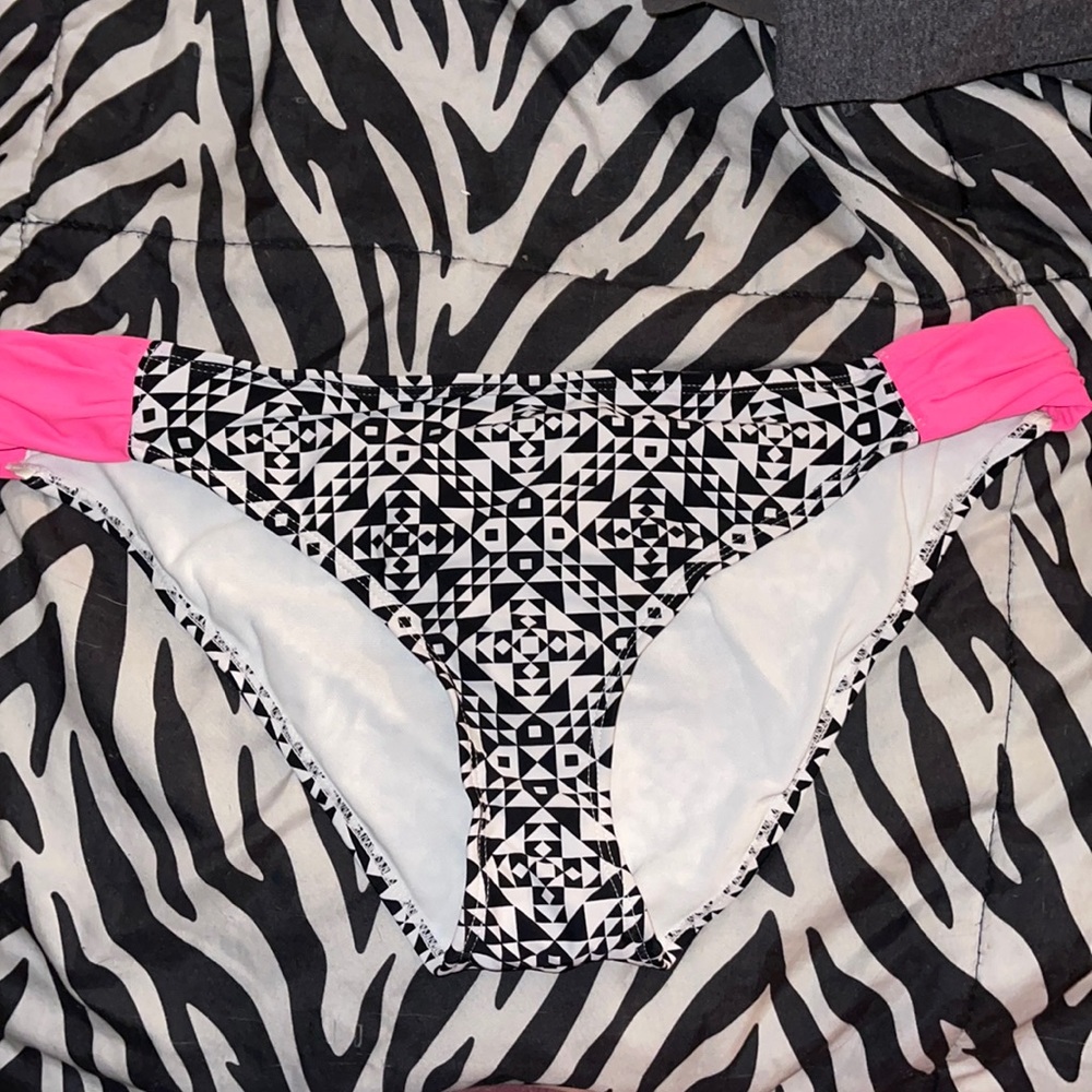 swim suit bottoms